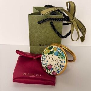 Gucci Gold Compact (GWP)